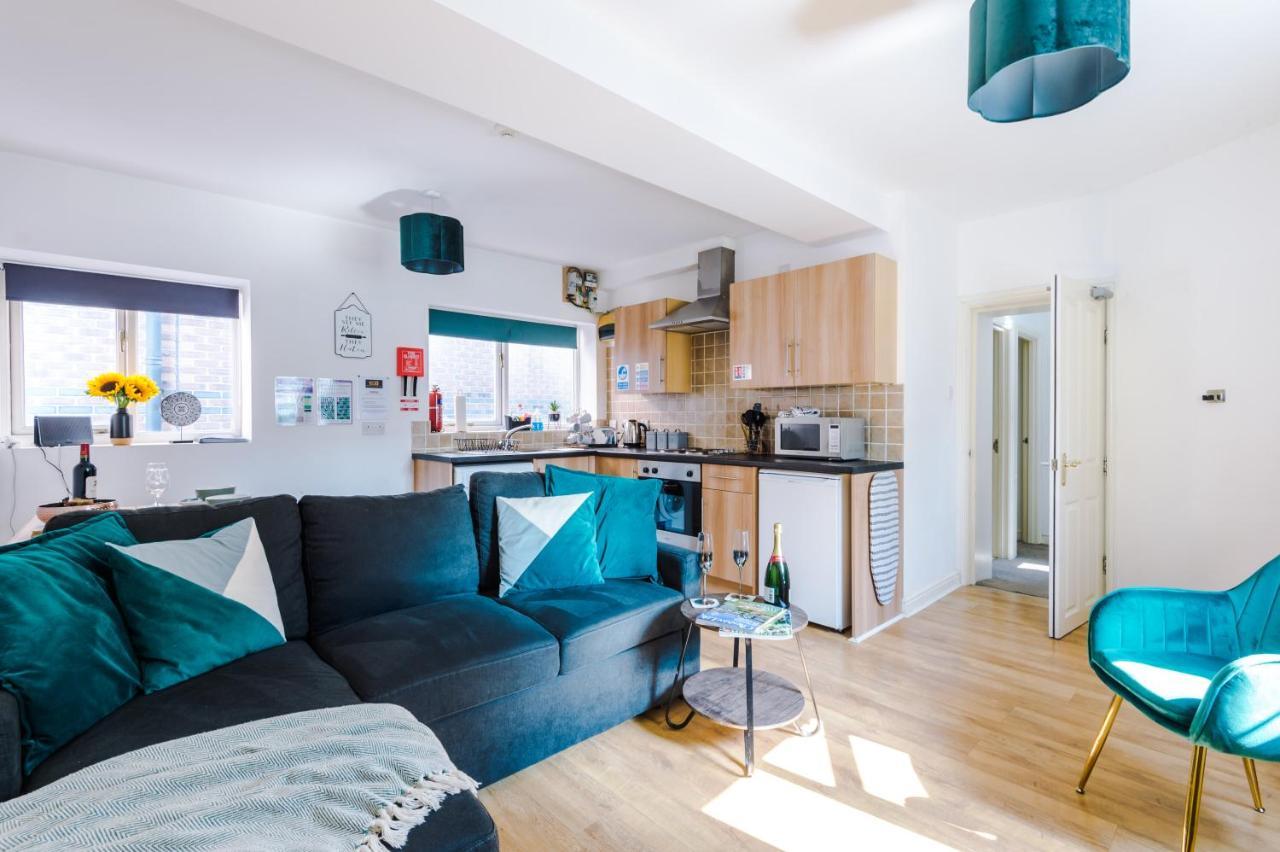 Stylish Chester City Centre Apartment By 53 Degrees Property, Ideal For Couples & Business Professionals - Sleeps 4 Eksteriør bilde