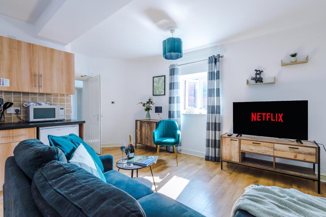 Stylish Chester City Centre Apartment By 53 Degrees Property, Ideal For Couples & Business Professionals - Sleeps 4 Eksteriør bilde